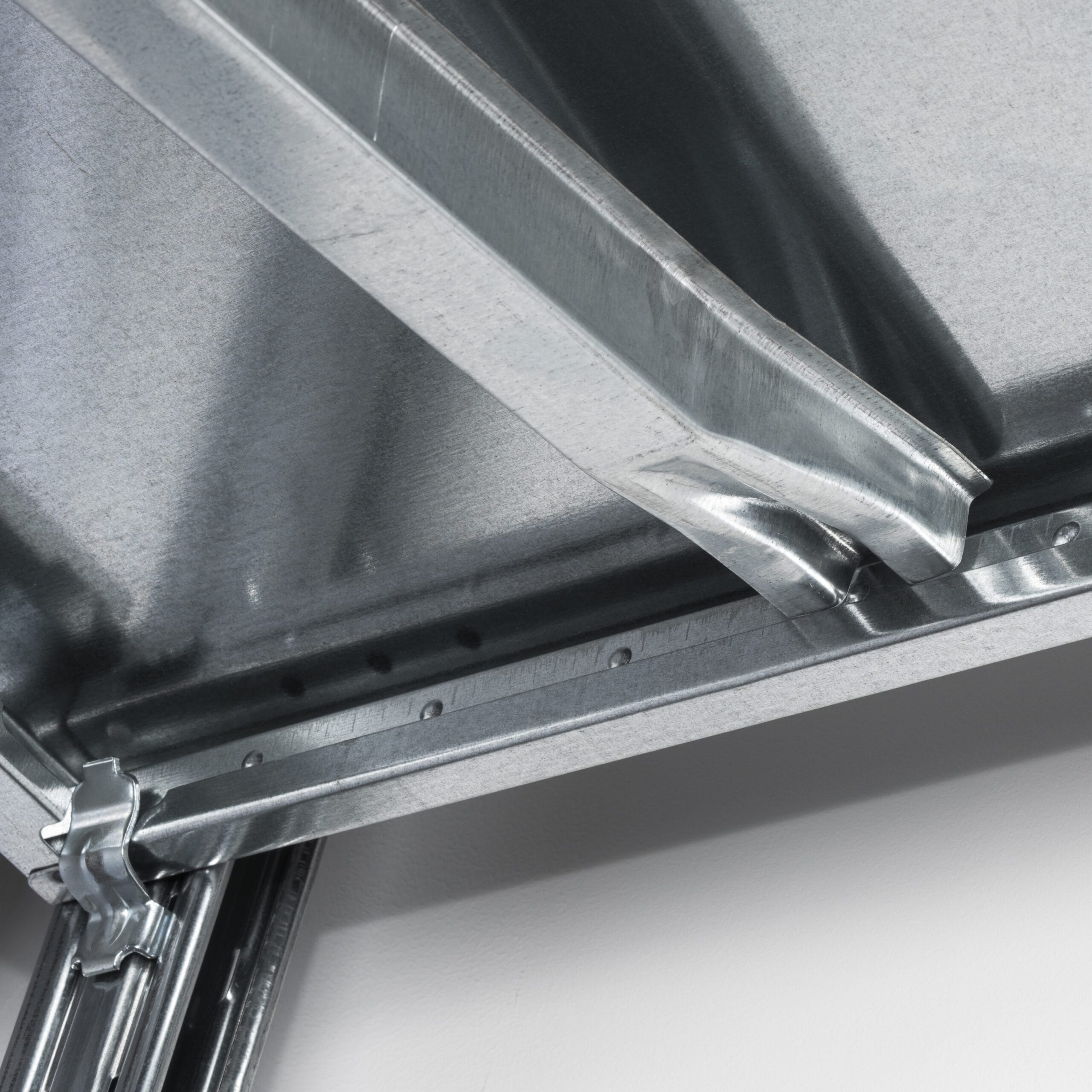 FBX 4000 Fachbodenverstärkung 600 mm, für 150 kg, Querverbindung, verzinkt